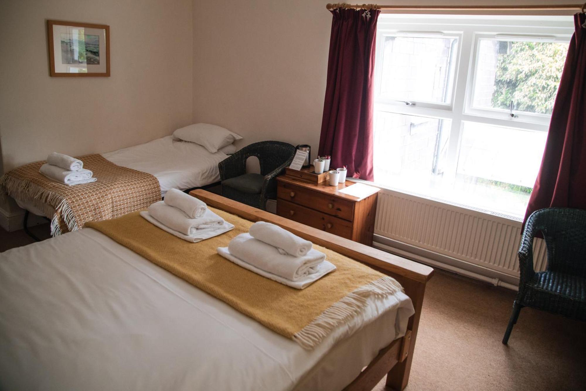 Trigonos - Quiet, Peaceful, Vegetarian B&B And Retreat Centre Nantlle 外观 照片